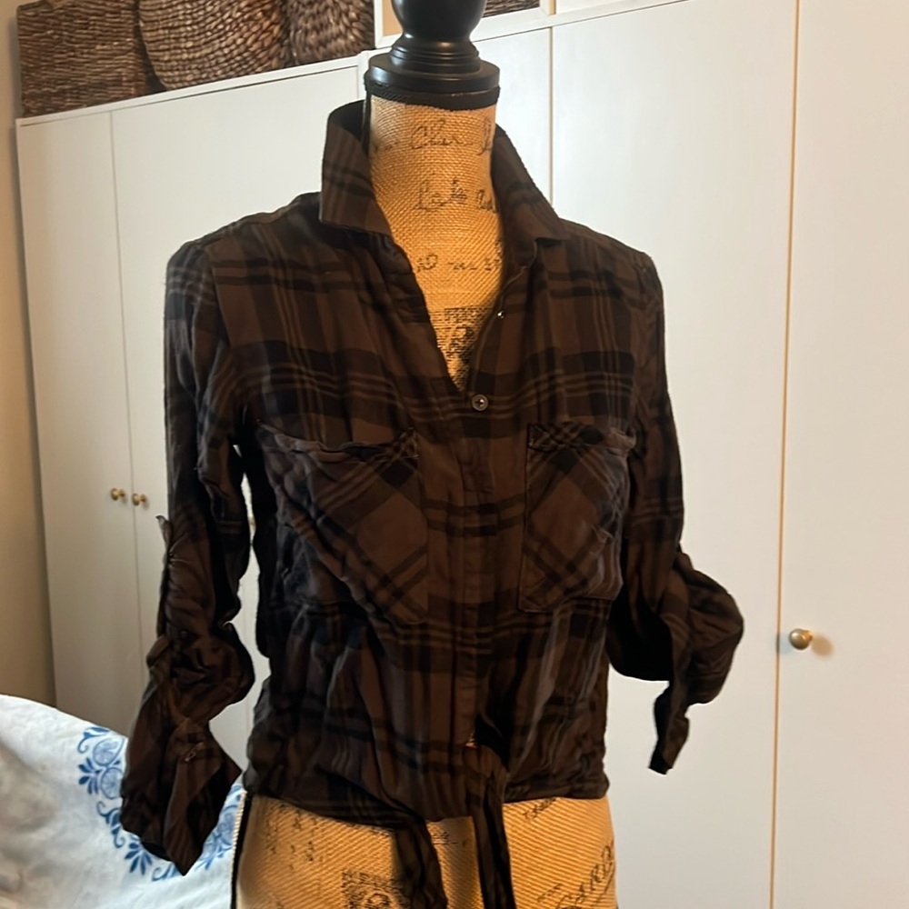 Cloth & Stone Dark Plaid Button Down Shirt